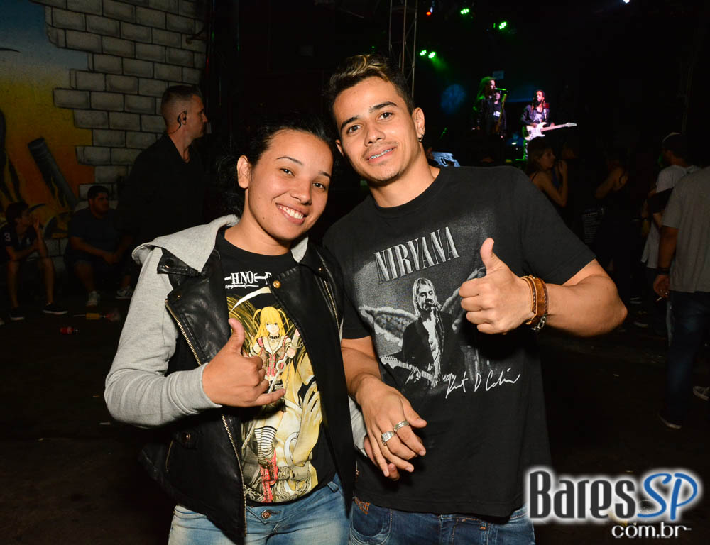 Bandas La Família 019, Ameaça, Brinquedo Torto e Hector Dub com clássicos do rock no Aquarius Rock Bar Bandas La Família 019, Ameaça, Brinquedo Torto e Hector Dub com clássicos do rock no Aquarius Rock Bar