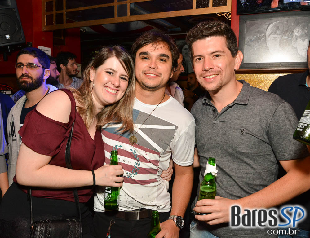 Junkie Box e William Kim comandaram o sábado do Republic Pub Junkie Box e William Kim comandaram o sábado do Republic Pub