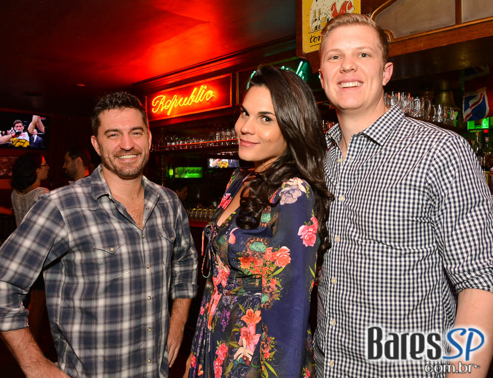 Junkie Box e William Kim comandaram o sábado do Republic Pub Junkie Box e William Kim comandaram o sábado do Republic Pub