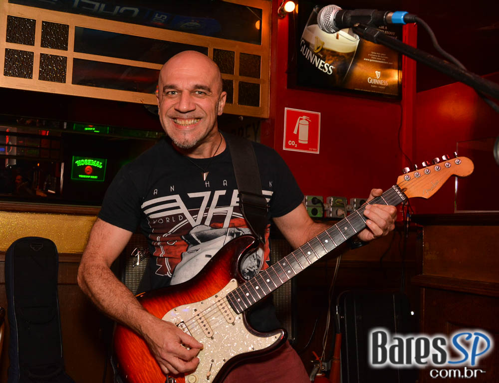 Junkie Box e William Kim comandaram o sábado do Republic Pub Junkie Box e William Kim comandaram o sábado do Republic Pub