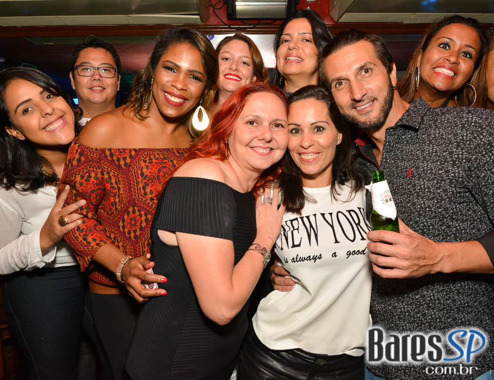 Junkie Box e William Kim comandaram o sábado do Republic Pub Junkie Box e William Kim comandaram o sábado do Republic Pub