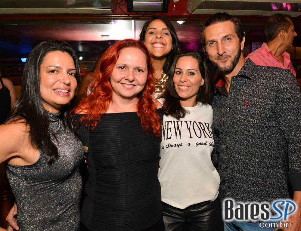 Junkie Box e William Kim comandaram o sábado do Republic Pub Junkie Box e William Kim comandaram o sábado do Republic Pub