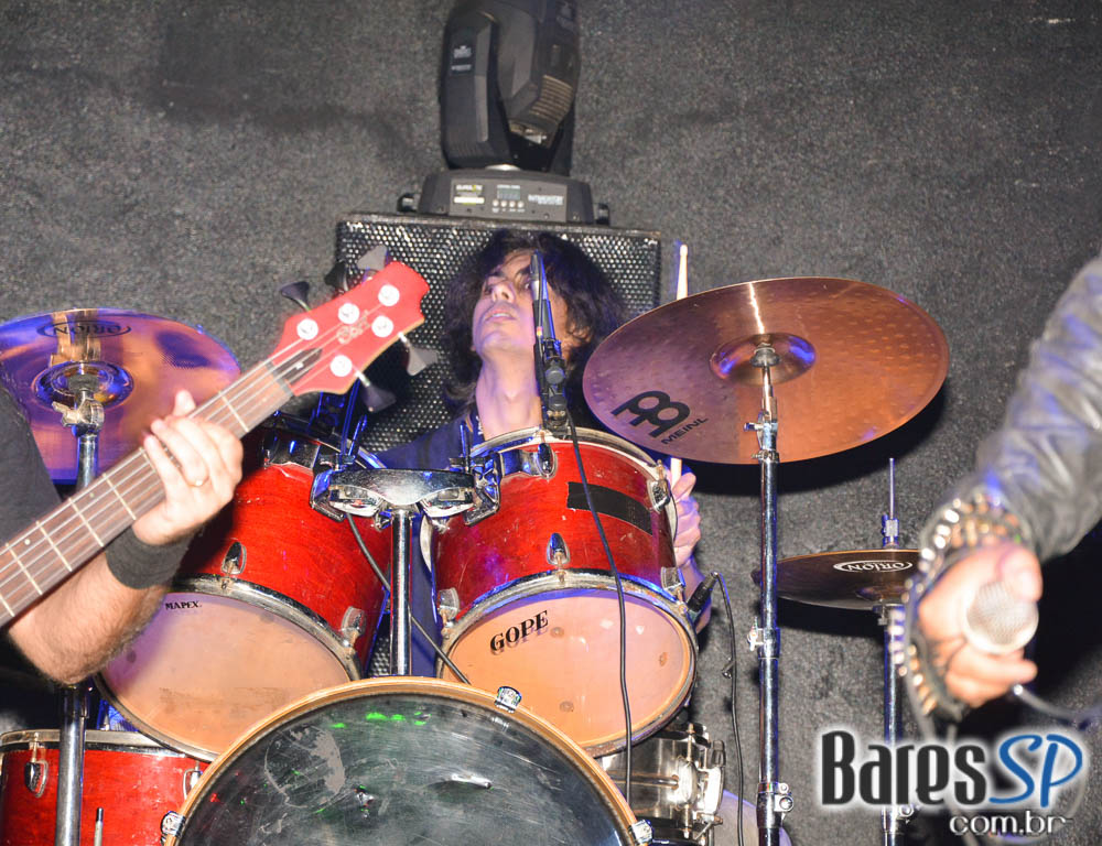 Covers com as bandas Ozzmozzy, Steel Tormentor, Master Piece e Eletric Eye animaram a noite do Aquarius Rock Bar Covers com as bandas Ozzmozzy, Steel Tormentor, Master Piece e Eletric Eye animaram a noite do Aquarius Rock Bar