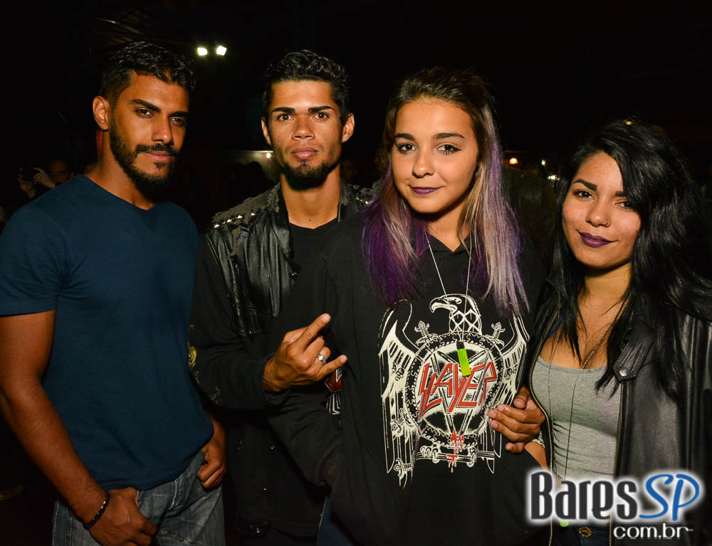 Covers com as bandas Ozzmozzy, Steel Tormentor, Master Piece e Eletric Eye animaram a noite do Aquarius Rock Bar Covers com as bandas Ozzmozzy, Steel Tormentor, Master Piece e Eletric Eye animaram a noite do Aquarius Rock Bar