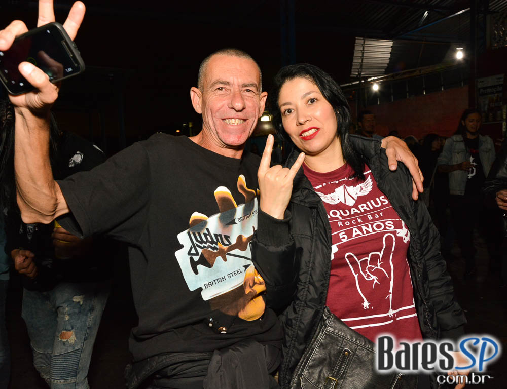 Covers com as bandas Ozzmozzy, Steel Tormentor, Master Piece e Eletric Eye animaram a noite do Aquarius Rock Bar Covers com as bandas Ozzmozzy, Steel Tormentor, Master Piece e Eletric Eye animaram a noite do Aquarius Rock Bar