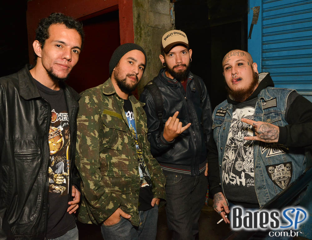 Covers com as bandas Ozzmozzy, Steel Tormentor, Master Piece e Eletric Eye animaram a noite do Aquarius Rock Bar Covers com as bandas Ozzmozzy, Steel Tormentor, Master Piece e Eletric Eye animaram a noite do Aquarius Rock Bar