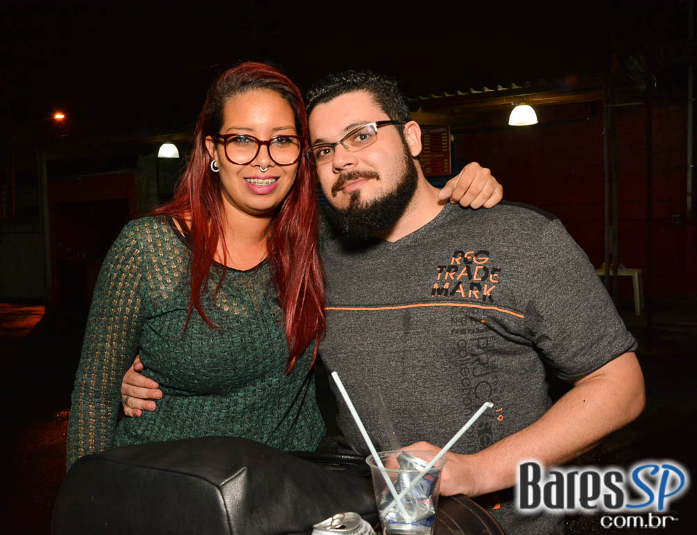 Covers com as bandas Ozzmozzy, Steel Tormentor, Master Piece e Eletric Eye animaram a noite do Aquarius Rock Bar Covers com as bandas Ozzmozzy, Steel Tormentor, Master Piece e Eletric Eye animaram a noite do Aquarius Rock Bar