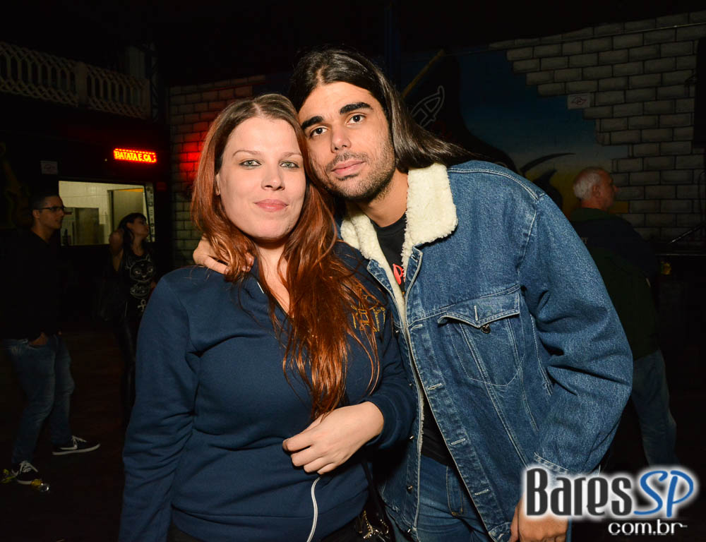 Covers com as bandas Ozzmozzy, Steel Tormentor, Master Piece e Eletric Eye animaram a noite do Aquarius Rock Bar Covers com as bandas Ozzmozzy, Steel Tormentor, Master Piece e Eletric Eye animaram a noite do Aquarius Rock Bar