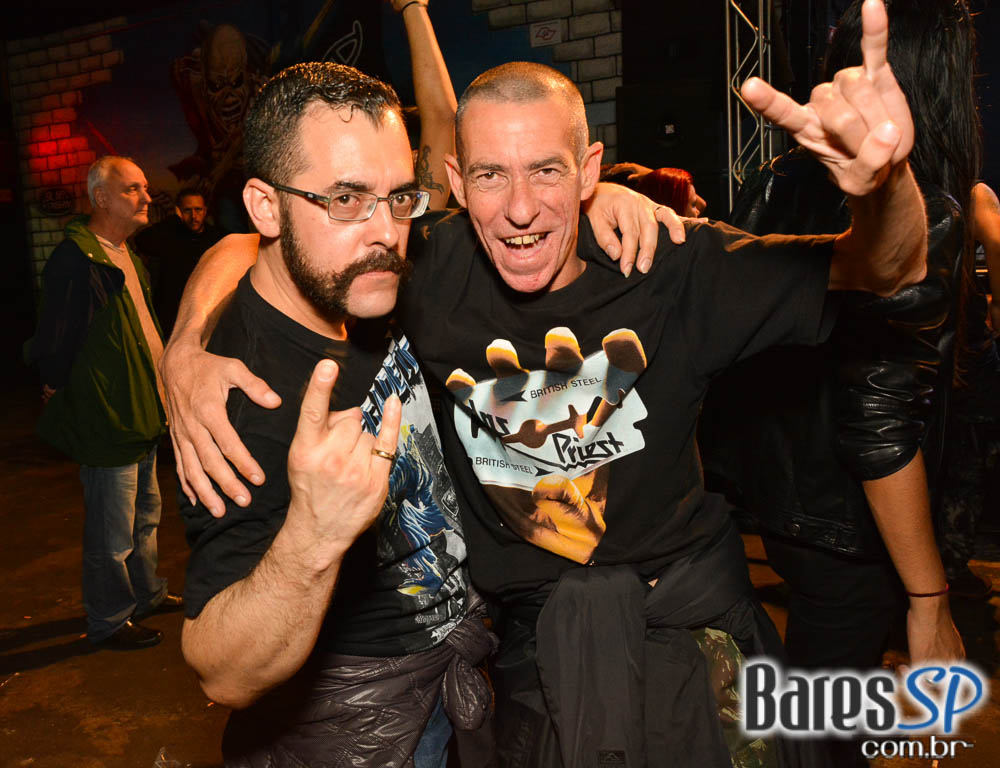 Covers com as bandas Ozzmozzy, Steel Tormentor, Master Piece e Eletric Eye animaram a noite do Aquarius Rock Bar Covers com as bandas Ozzmozzy, Steel Tormentor, Master Piece e Eletric Eye animaram a noite do Aquarius Rock Bar