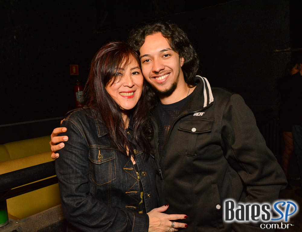 Covers com as bandas Ozzmozzy, Steel Tormentor, Master Piece e Eletric Eye animaram a noite do Aquarius Rock Bar Covers com as bandas Ozzmozzy, Steel Tormentor, Master Piece e Eletric Eye animaram a noite do Aquarius Rock Bar