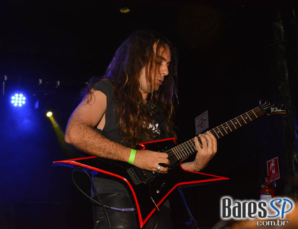 Covers com as bandas Ozzmozzy, Steel Tormentor, Master Piece e Eletric Eye animaram a noite do Aquarius Rock Bar Covers com as bandas Ozzmozzy, Steel Tormentor, Master Piece e Eletric Eye animaram a noite do Aquarius Rock Bar