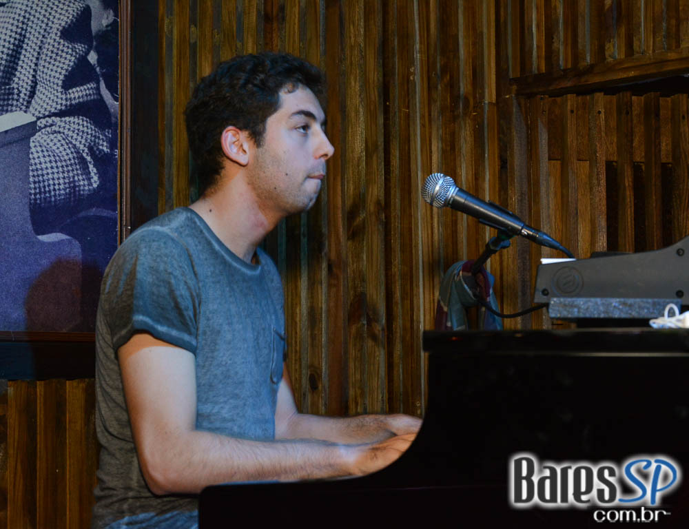 The Chefs, Mané i Zé e Maleguetas animaram a noite com pop rock no Ton Ton Jazz The Chefs, Mané i Zé e Maleguetas animaram a noite com pop rock no Ton Ton Jazz