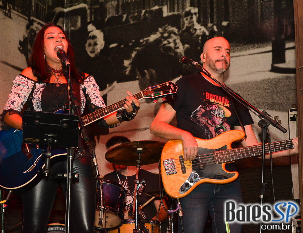 Banda Jack Joe comandou a noite com pop rock no Dublin Banda Jack Joe comandou a noite com pop rock no Dublin