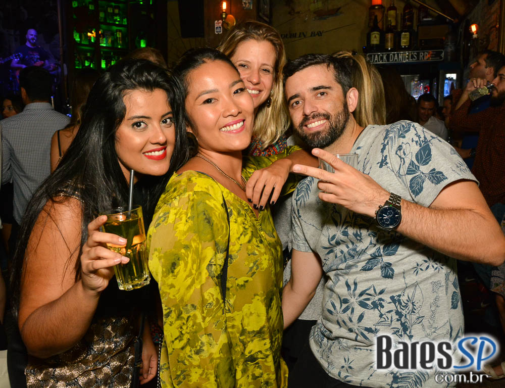 Banda Jack Joe comandou a noite com pop rock no Dublin Banda Jack Joe comandou a noite com pop rock no Dublin