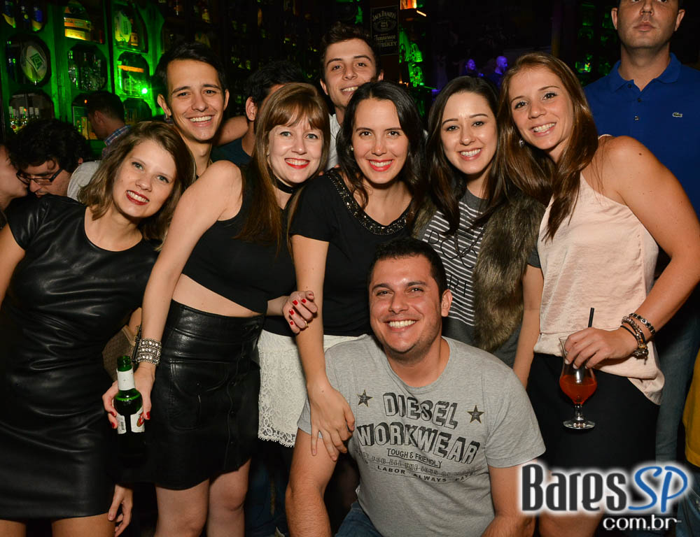 Banda Jack Joe comandou a noite com pop rock no Dublin Banda Jack Joe comandou a noite com pop rock no Dublin