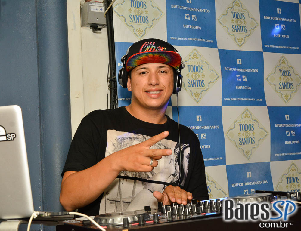 Projeto Sexta Top com Buiu SP, De Lukka e DJ no Boteco Todos os Santos Projeto Sexta Top com Buiu SP, De Lukka e DJ no Boteco Todos os Santos