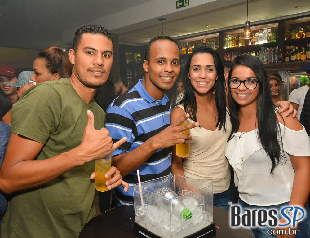 O Samba Chegou no Bar Santa Julia com grupo Façanha, Marquinhos Sensação, Beleleu, Sall, Samba Hits e Rodrigo Rios O Samba Chegou no Bar Santa Julia com grupo Façanha, Marquinhos Sensação, Beleleu, Sall, Samba Hits e Rodrigo Rios