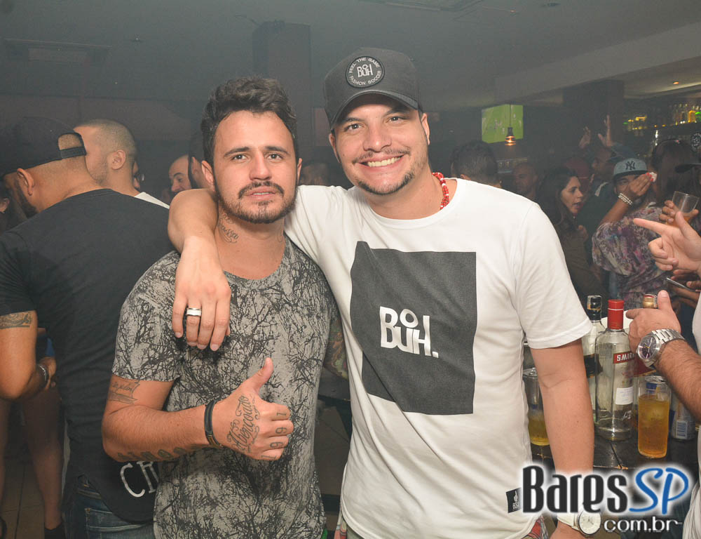 O Samba Chegou no Bar Santa Julia com grupo Façanha, Marquinhos Sensação, Beleleu, Sall, Samba Hits e Rodrigo Rios O Samba Chegou no Bar Santa Julia com grupo Façanha, Marquinhos Sensação, Beleleu, Sall, Samba Hits e Rodrigo Rios