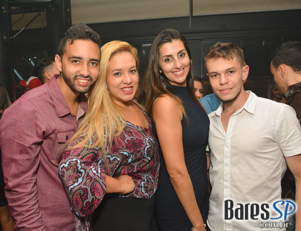 O Samba Chegou no Bar Santa Julia com grupo Façanha, Marquinhos Sensação, Beleleu, Sall, Samba Hits e Rodrigo Rios O Samba Chegou no Bar Santa Julia com grupo Façanha, Marquinhos Sensação, Beleleu, Sall, Samba Hits e Rodrigo Rios