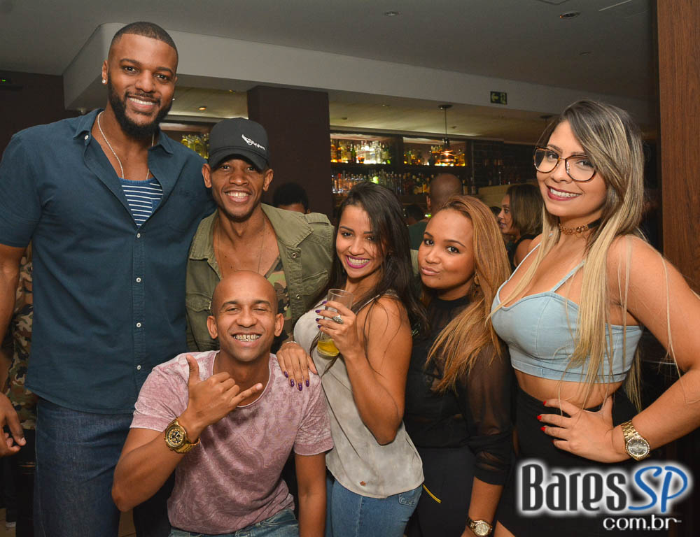 O Samba Chegou no Bar Santa Julia com grupo Façanha, Marquinhos Sensação, Beleleu, Sall, Samba Hits e Rodrigo Rios O Samba Chegou no Bar Santa Julia com grupo Façanha, Marquinhos Sensação, Beleleu, Sall, Samba Hits e Rodrigo Rios