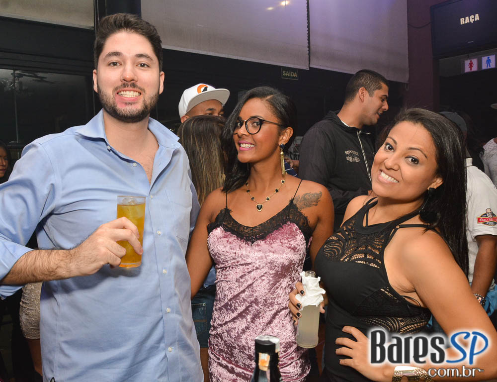 O Samba Chegou no Bar Santa Julia com grupo Façanha, Marquinhos Sensação, Beleleu, Sall, Samba Hits e Rodrigo Rios O Samba Chegou no Bar Santa Julia com grupo Façanha, Marquinhos Sensação, Beleleu, Sall, Samba Hits e Rodrigo Rios