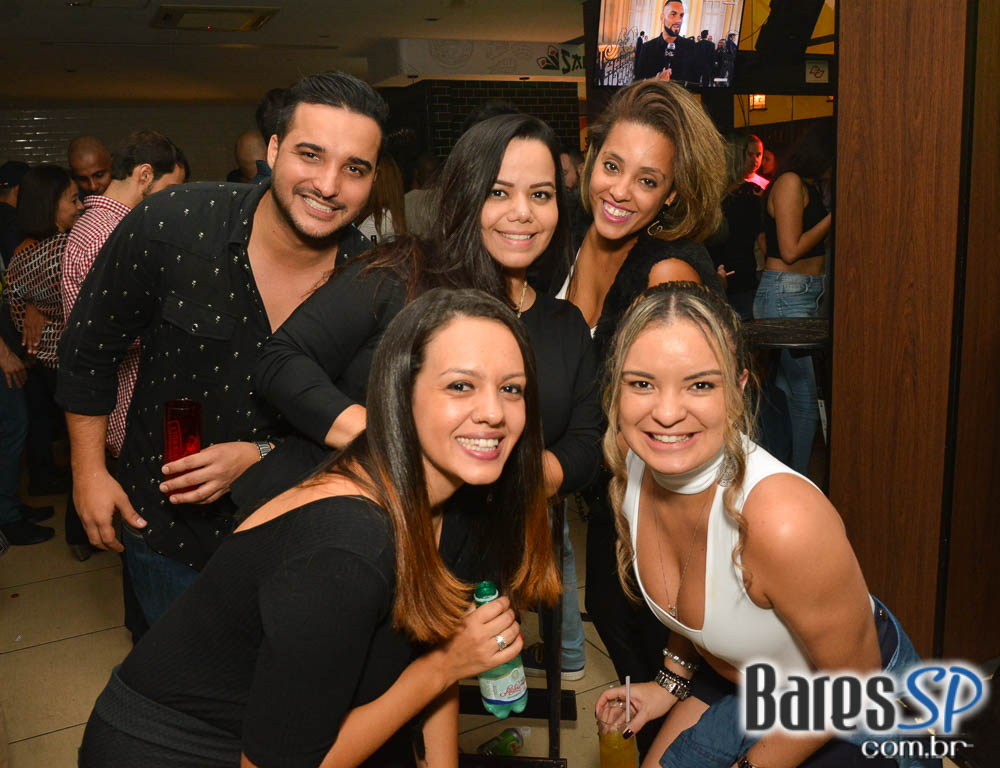 O Samba Chegou no Bar Santa Julia com grupo Façanha, Marquinhos Sensação, Beleleu, Sall, Samba Hits e Rodrigo Rios O Samba Chegou no Bar Santa Julia com grupo Façanha, Marquinhos Sensação, Beleleu, Sall, Samba Hits e Rodrigo Rios