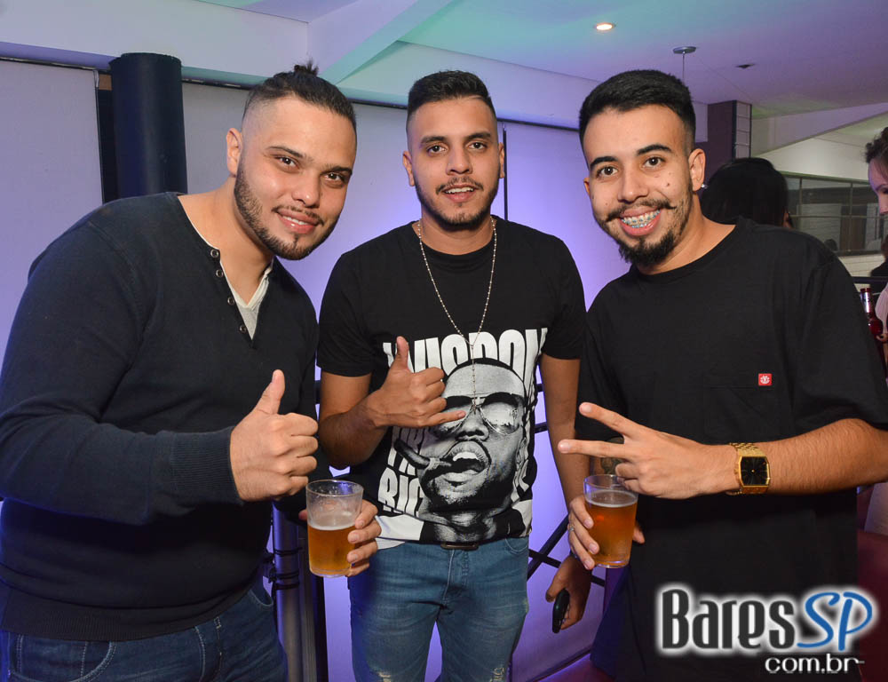 O Samba Chegou no Bar Santa Julia com grupo Façanha, Marquinhos Sensação, Beleleu, Sall, Samba Hits e Rodrigo Rios O Samba Chegou no Bar Santa Julia com grupo Façanha, Marquinhos Sensação, Beleleu, Sall, Samba Hits e Rodrigo Rios