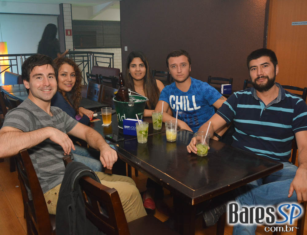 O Samba Chegou no Bar Santa Julia com grupo Façanha, Marquinhos Sensação, Beleleu, Sall, Samba Hits e Rodrigo Rios O Samba Chegou no Bar Santa Julia com grupo Façanha, Marquinhos Sensação, Beleleu, Sall, Samba Hits e Rodrigo Rios