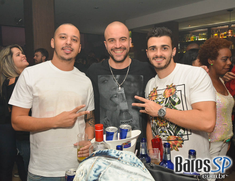 O Samba Chegou no Bar Santa Julia com grupo Façanha, Marquinhos Sensação, Beleleu, Sall, Samba Hits e Rodrigo Rios O Samba Chegou no Bar Santa Julia com grupo Façanha, Marquinhos Sensação, Beleleu, Sall, Samba Hits e Rodrigo Rios