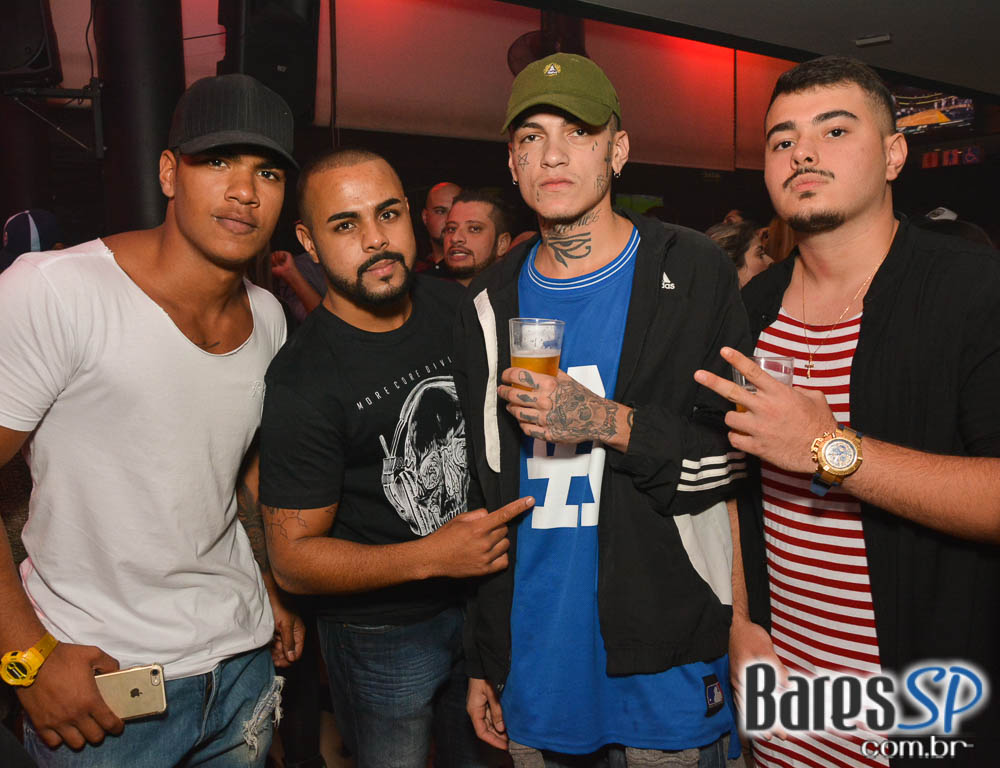 O Samba Chegou no Bar Santa Julia com grupo Façanha, Marquinhos Sensação, Beleleu, Sall, Samba Hits e Rodrigo Rios O Samba Chegou no Bar Santa Julia com grupo Façanha, Marquinhos Sensação, Beleleu, Sall, Samba Hits e Rodrigo Rios