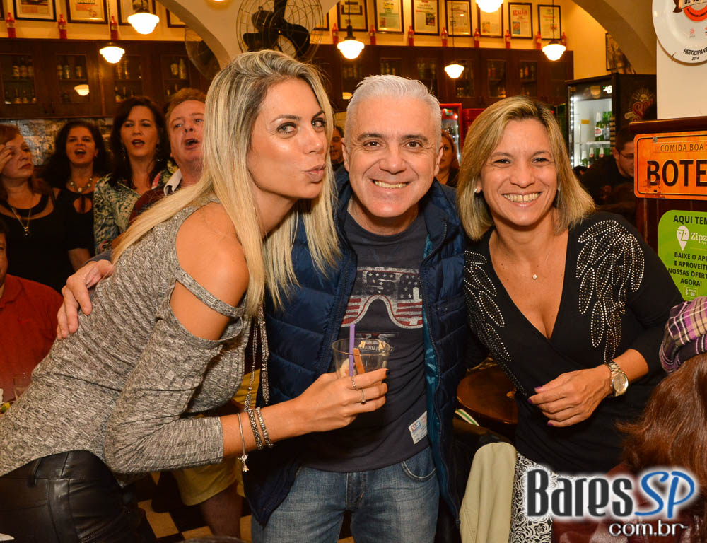 Grupo Transachoro e Banda Jornada se apresentaram no BarBirô Grupo Transachoro e Banda Jornada se apresentaram no BarBirô