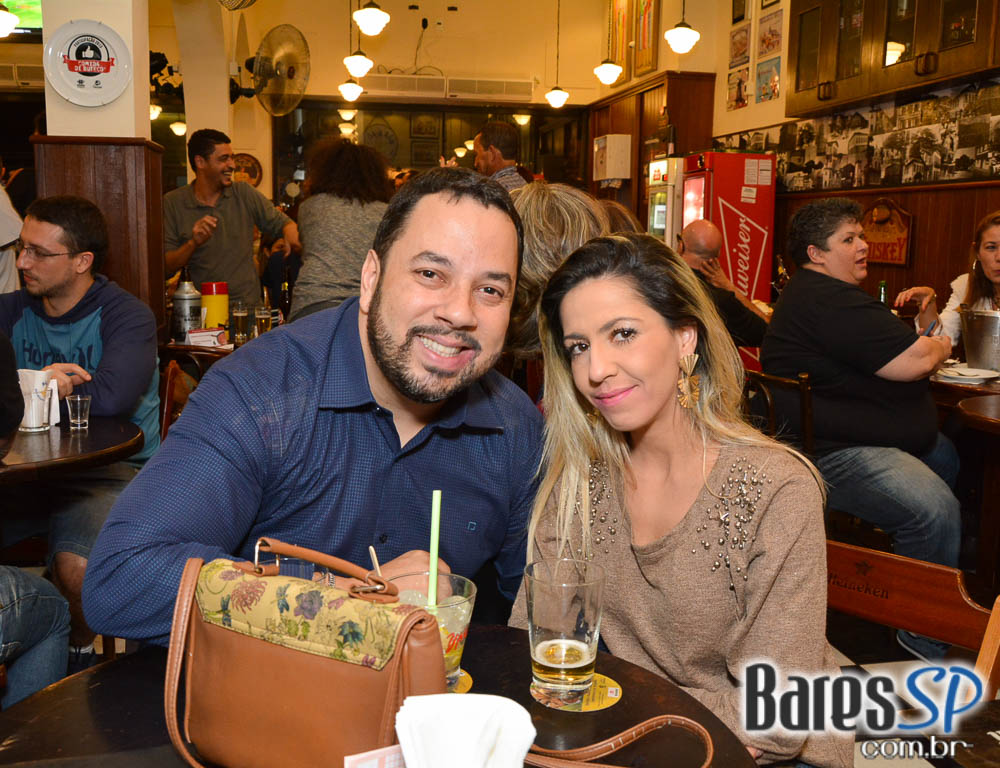 Grupo Transachoro e Banda Jornada se apresentaram no BarBirô Grupo Transachoro e Banda Jornada se apresentaram no BarBirô