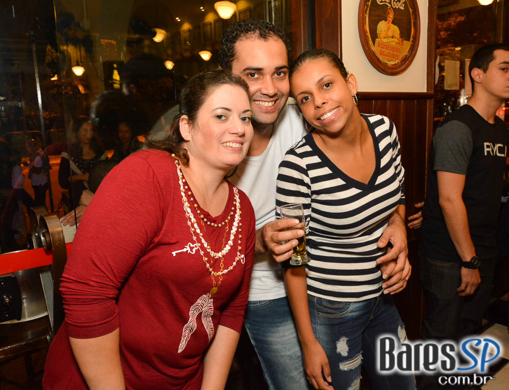 Grupo Transachoro e Banda Jornada se apresentaram no BarBirô Grupo Transachoro e Banda Jornada se apresentaram no BarBirô