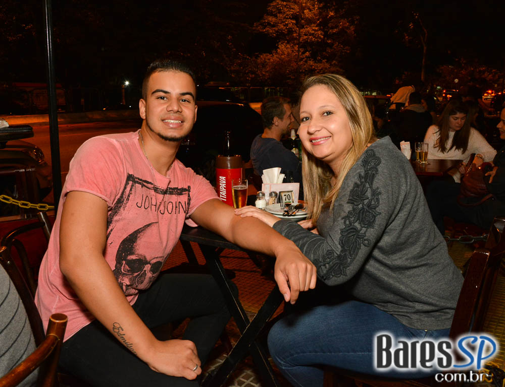 Grupo Transachoro e Banda Jornada se apresentaram no BarBirô Grupo Transachoro e Banda Jornada se apresentaram no BarBirô