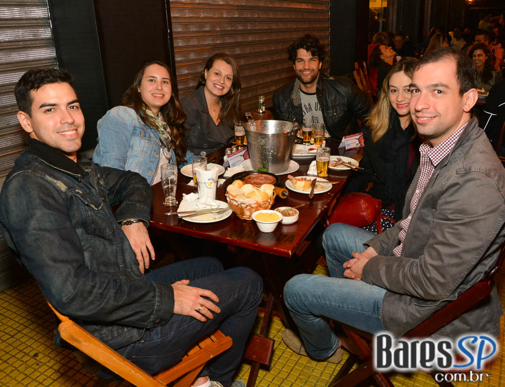 Grupo Transachoro e Banda Jornada se apresentaram no BarBirô Grupo Transachoro e Banda Jornada se apresentaram no BarBirô