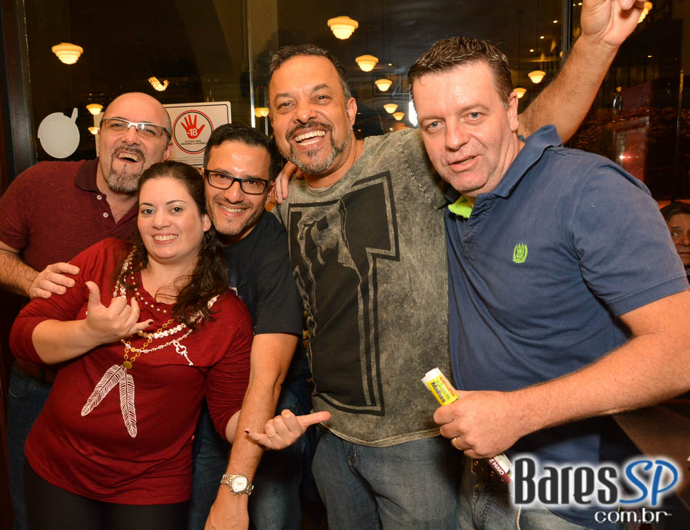 Grupo Transachoro e Banda Jornada se apresentaram no BarBirô Grupo Transachoro e Banda Jornada se apresentaram no BarBirô