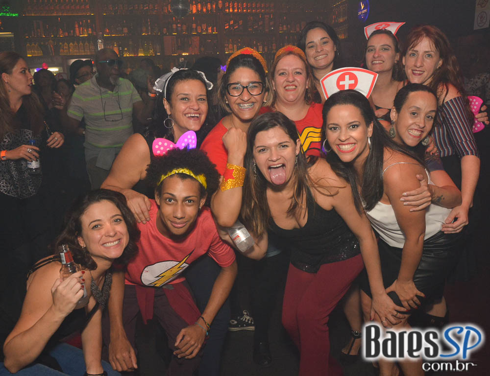 Noite do Chapéu comandou o sábado no Akbar Lounge e Disco Noite do Chapéu comandou o sábado no Akbar Lounge e Disco