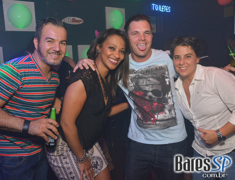 Noite do Chapéu comandou o sábado no Akbar Lounge e Disco Noite do Chapéu comandou o sábado no Akbar Lounge e Disco