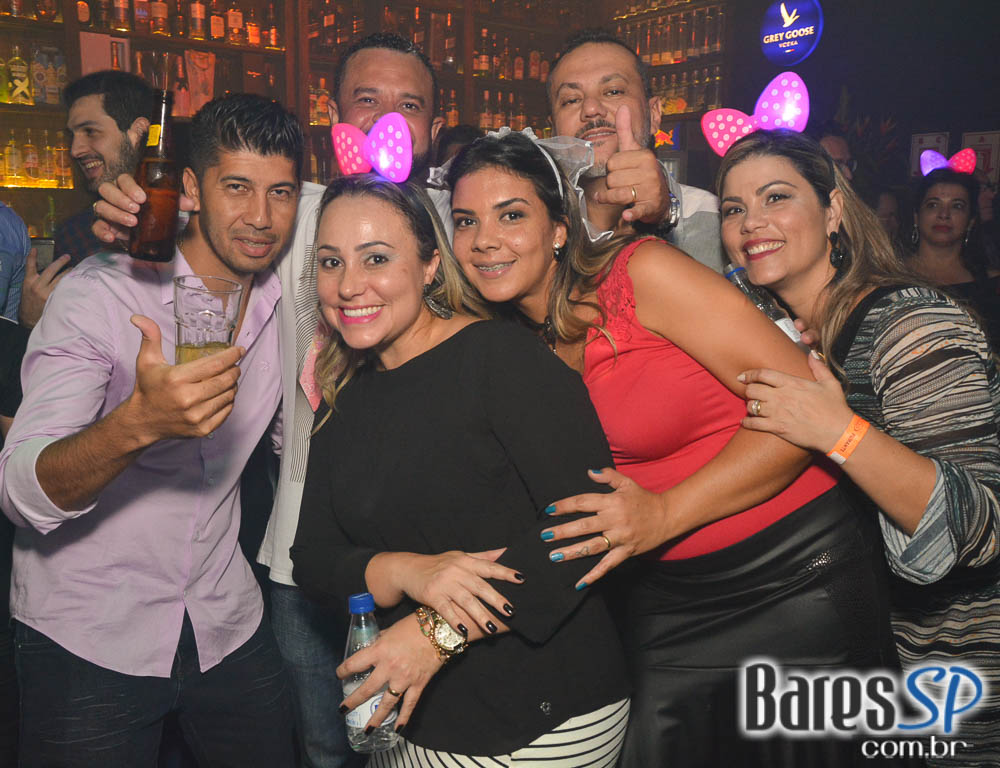 Noite do Chapéu comandou o sábado no Akbar Lounge e Disco Noite do Chapéu comandou o sábado no Akbar Lounge e Disco