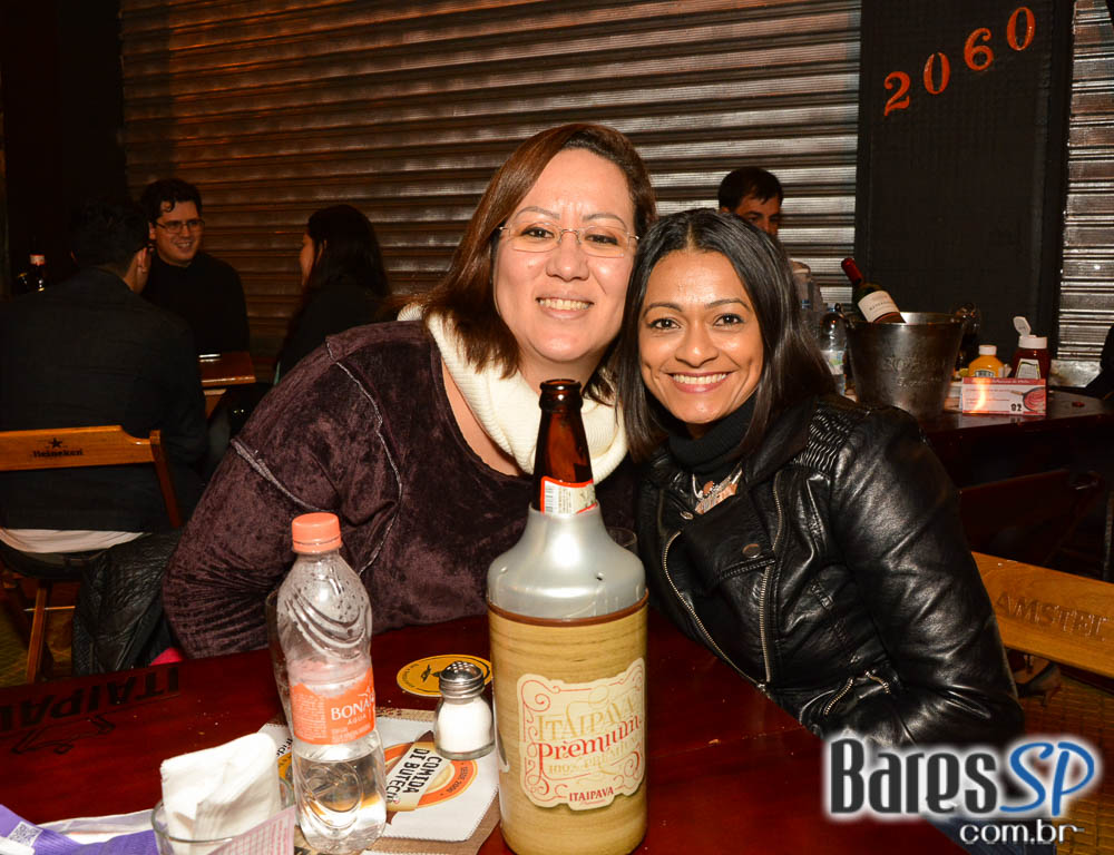 Os Manteigas apresentaram o melhor do MPB e pop rock no Bar Birô Os Manteigas apresentaram o melhor do MPB e pop rock no Bar Birô