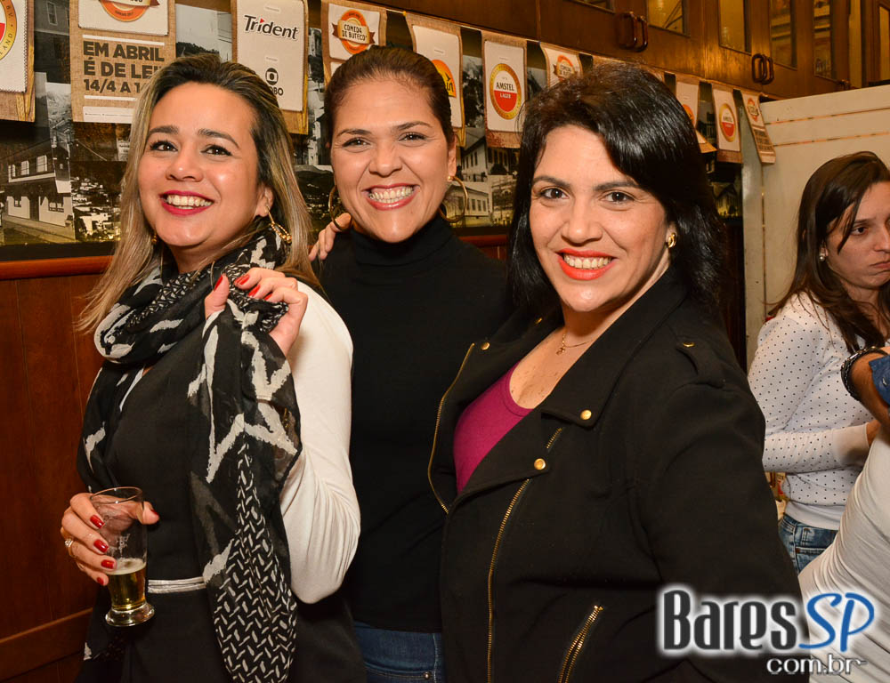 Os Manteigas apresentaram o melhor do MPB e pop rock no Bar Birô Os Manteigas apresentaram o melhor do MPB e pop rock no Bar Birô