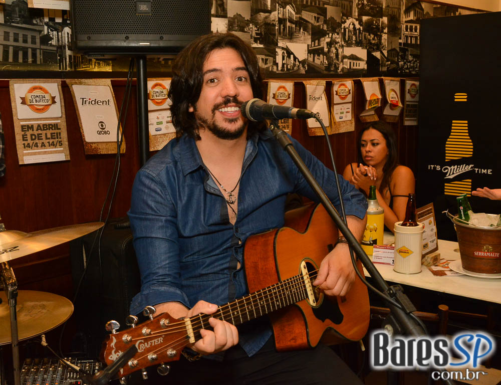 Os Manteigas apresentaram o melhor do MPB e pop rock no Bar Birô Os Manteigas apresentaram o melhor do MPB e pop rock no Bar Birô