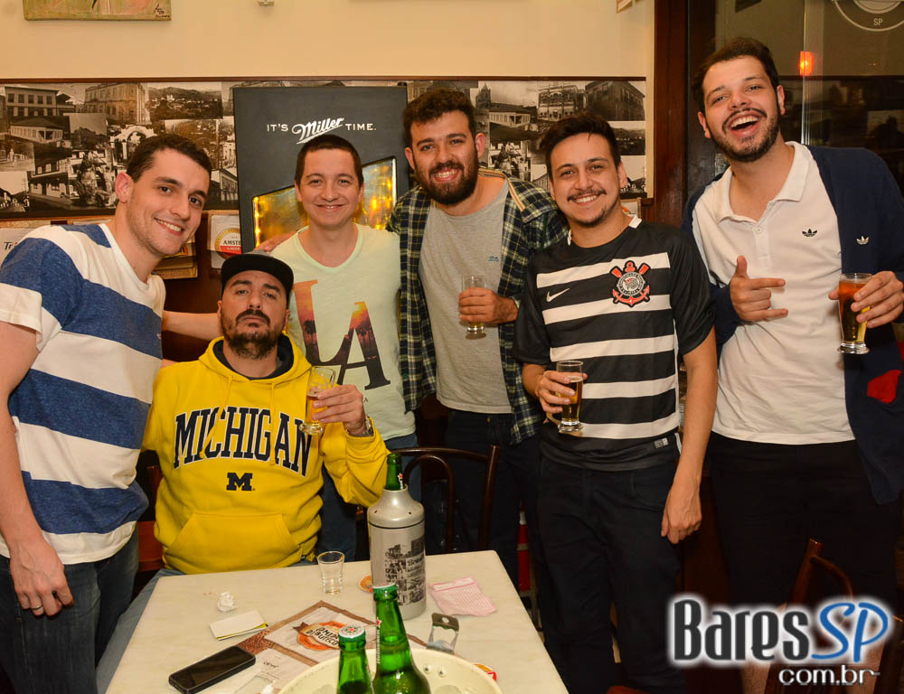 Os Manteigas apresentaram o melhor do MPB e pop rock no Bar Birô Os Manteigas apresentaram o melhor do MPB e pop rock no Bar Birô