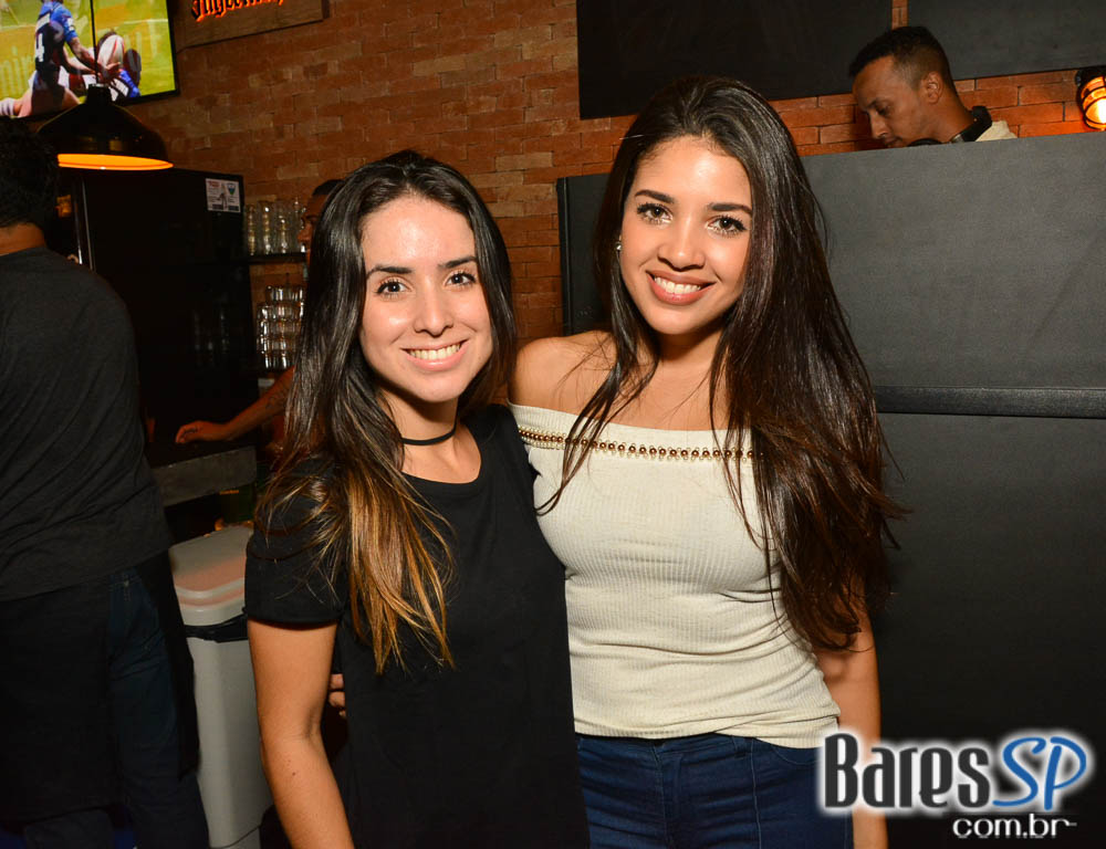 Sábado à noite com o sertanejo de Vander & Flavio, Anna Luiza e André Polonca no Vila 567 Sábado à noite com o sertanejo de Vander & Flavio, Anna Luiza e André Polonca no Vila 567