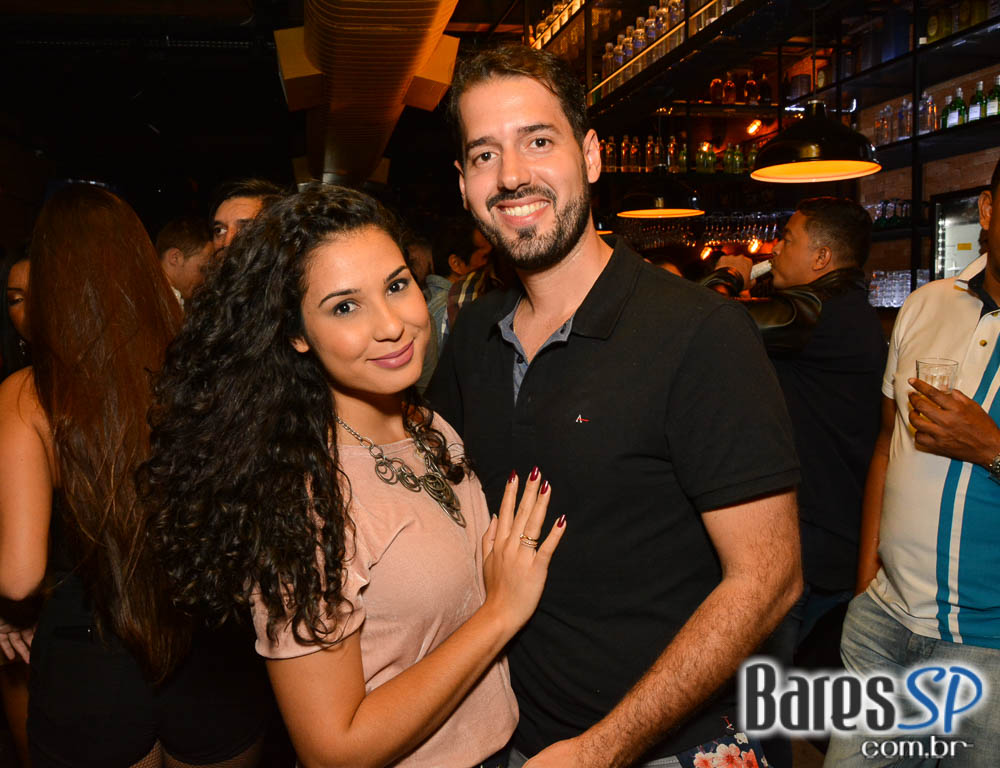 Sábado à noite com o sertanejo de Vander & Flavio, Anna Luiza e André Polonca no Vila 567 Sábado à noite com o sertanejo de Vander & Flavio, Anna Luiza e André Polonca no Vila 567