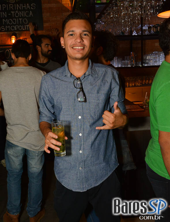 Sábado à noite com o sertanejo de Vander & Flavio, Anna Luiza e André Polonca no Vila 567 Sábado à noite com o sertanejo de Vander & Flavio, Anna Luiza e André Polonca no Vila 567