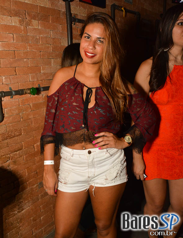 Sábado à noite com o sertanejo de Vander & Flavio, Anna Luiza e André Polonca no Vila 567 Sábado à noite com o sertanejo de Vander & Flavio, Anna Luiza e André Polonca no Vila 567