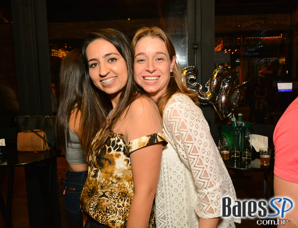 Sábado à noite com o sertanejo de Vander & Flavio, Anna Luiza e André Polonca no Vila 567 Sábado à noite com o sertanejo de Vander & Flavio, Anna Luiza e André Polonca no Vila 567