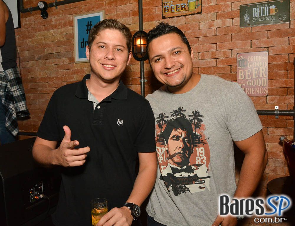 Sábado à noite com o sertanejo de Vander & Flavio, Anna Luiza e André Polonca no Vila 567 Sábado à noite com o sertanejo de Vander & Flavio, Anna Luiza e André Polonca no Vila 567