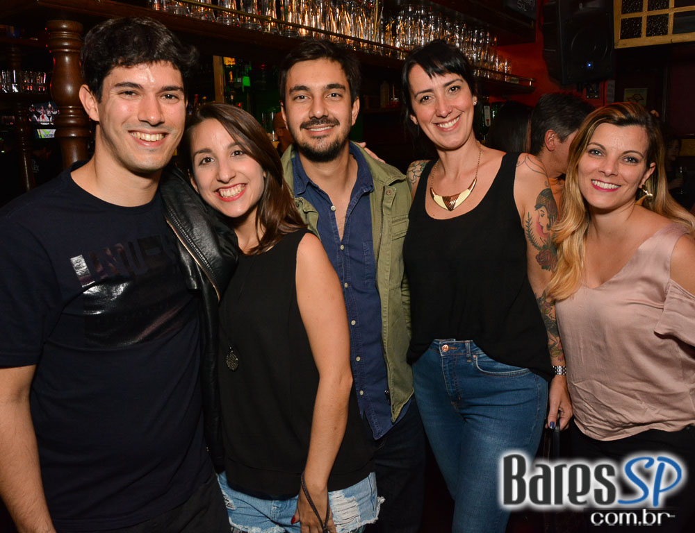 Banda Vih comandou a noite com muito rock no Republic Pub Banda Vih comandou a noite com muito rock no Republic Pub